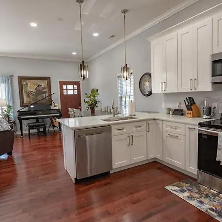Remodeled Historic House Walkable To Everything Raleigh Exterior foto