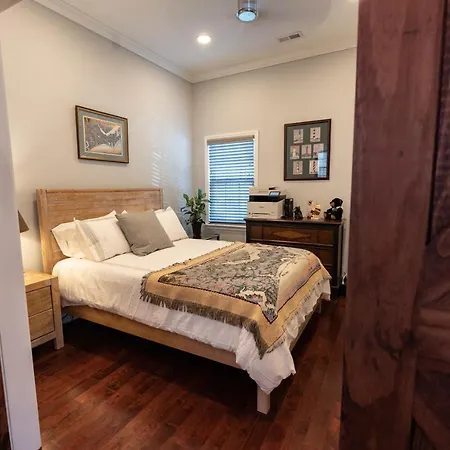 Remodeled Historic House Walkable To Everything Raleigh Exterior foto