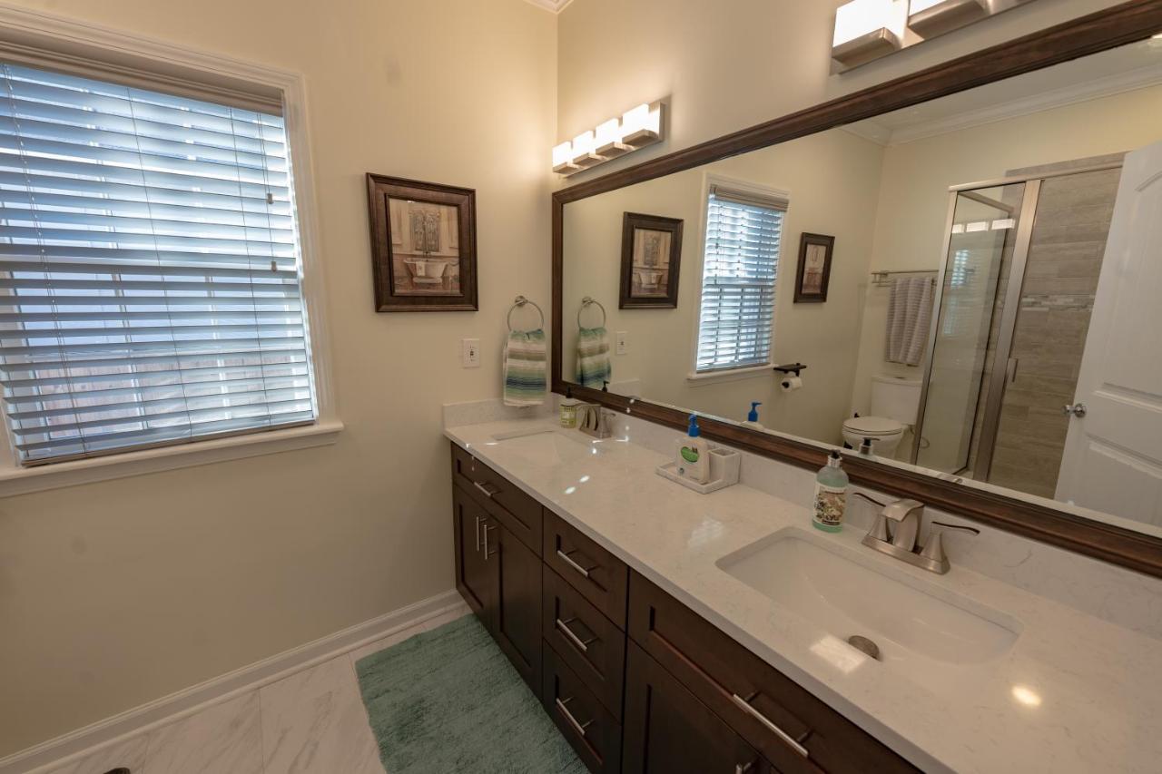 Holiday home Remodeled Historic House Walkable To Everything Raleigh