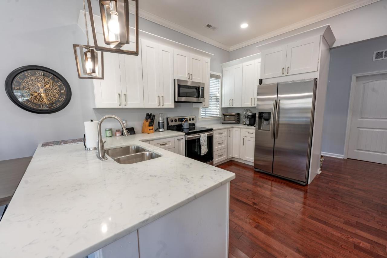 Remodeled Historic House Walkable To Everything Raleigh